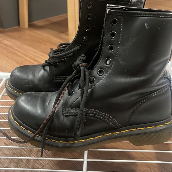 DR. Martens - Picture 4 of 4